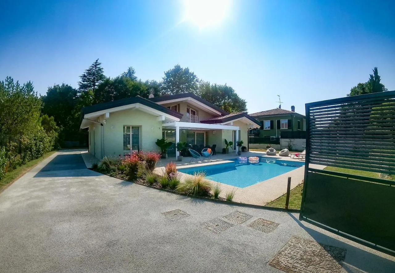 Villa Calla contacts